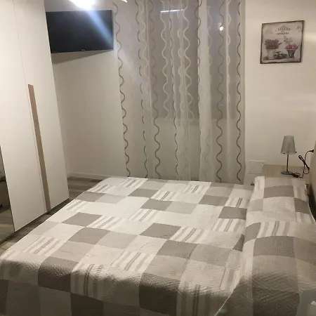 Carla Apartment Manerba del Garda